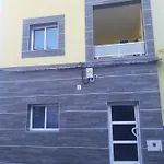 Lobos Apartment *